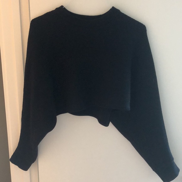 Aritzia Wilfred Cropped Sweater - Picture 2 of 2